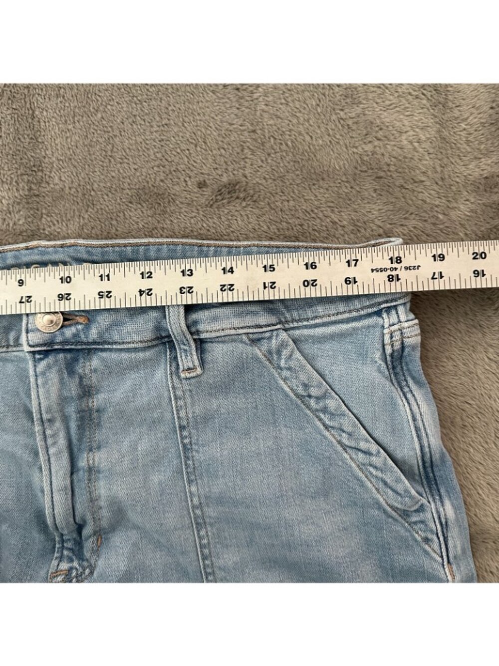 American Eagle Wide Leg Cargo Baggy Jeans Women's size 16 Super High Rise - Picture 6 of 9